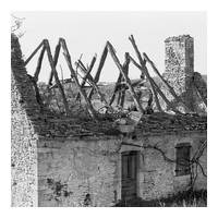 ex 4 / Maison a restaurer et charpente hors servic...